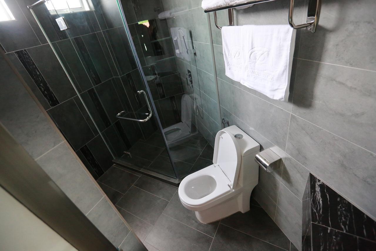 קואנטאן Pantai Regal Boutique Hotel מראה חיצוני תמונה
