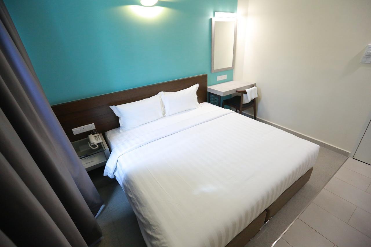 קואנטאן Pantai Regal Boutique Hotel מראה חיצוני תמונה