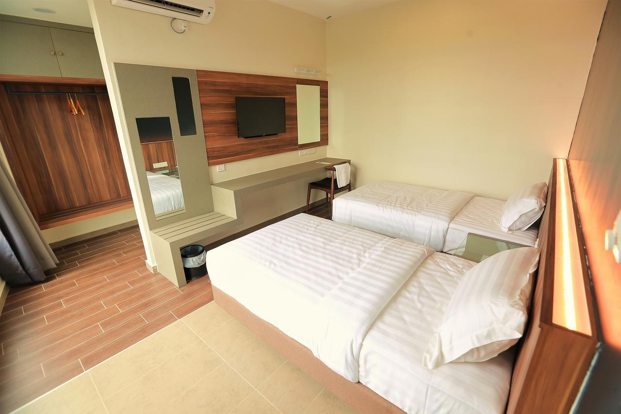 קואנטאן Pantai Regal Boutique Hotel מראה חיצוני תמונה