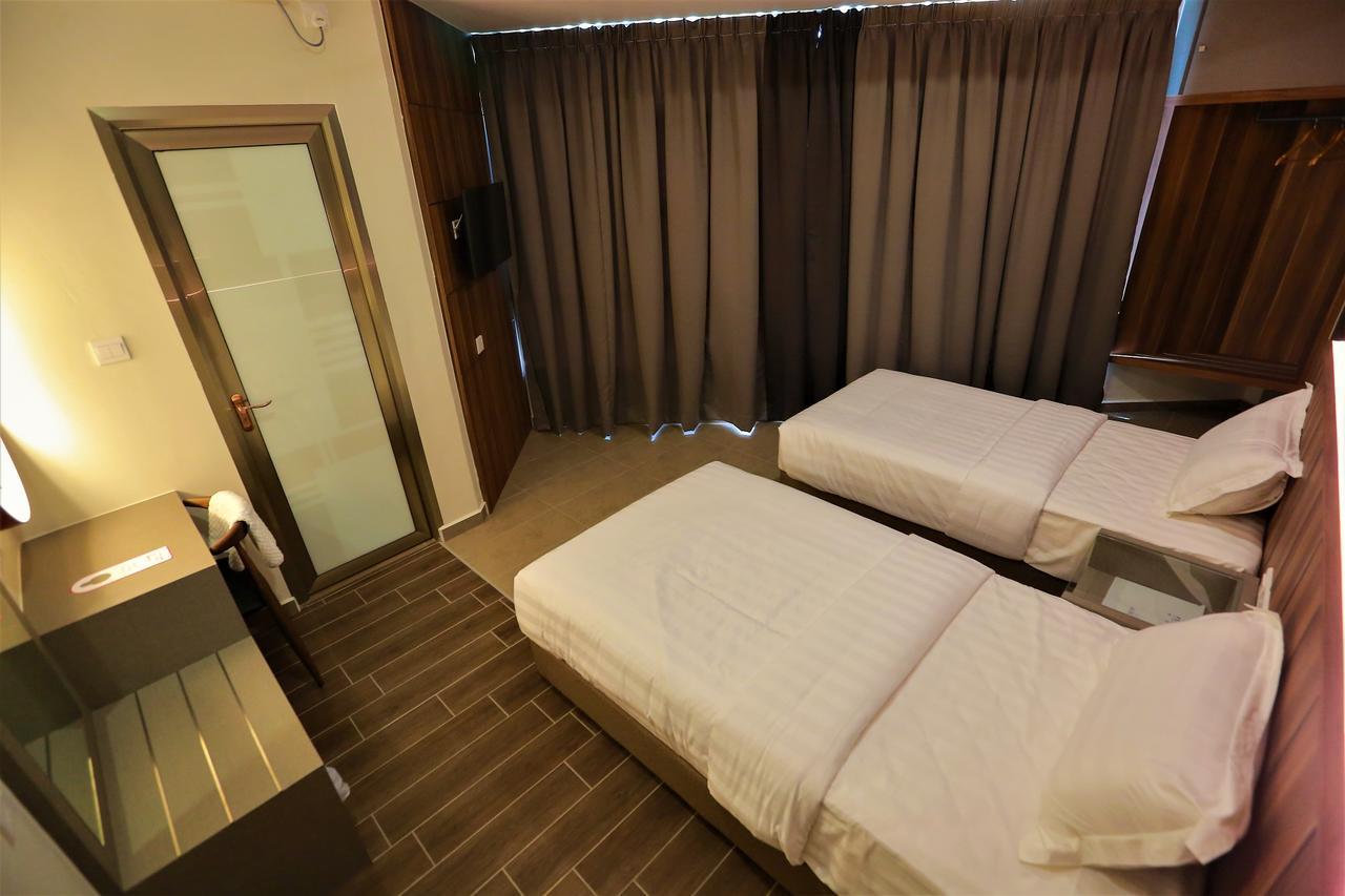 קואנטאן Pantai Regal Boutique Hotel מראה חיצוני תמונה