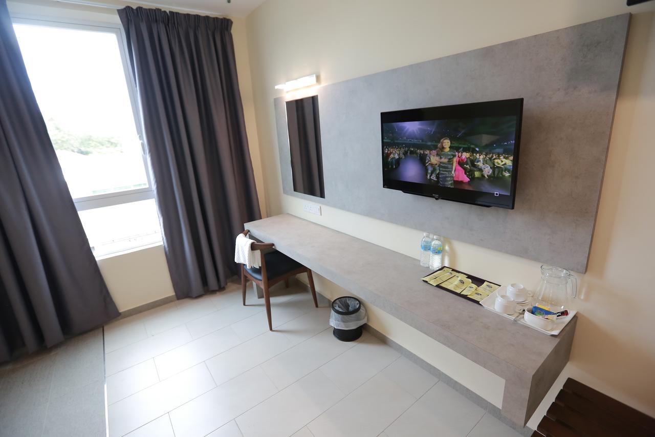קואנטאן Pantai Regal Boutique Hotel מראה חיצוני תמונה